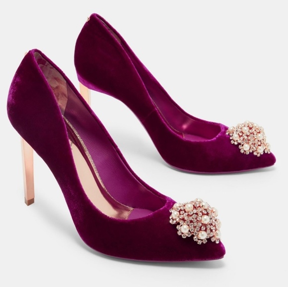 Ted Baker Shoes - 🚫SOLD🚫NIB TED BAKER EMBELLISHED VELVET PUMPS
